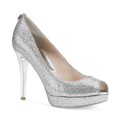 silberne pumps michael kors|Amazon.com: Michael Kors Silver Pumps.